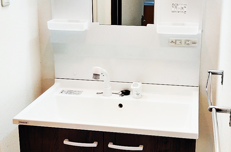 洗髪洗面化粧台